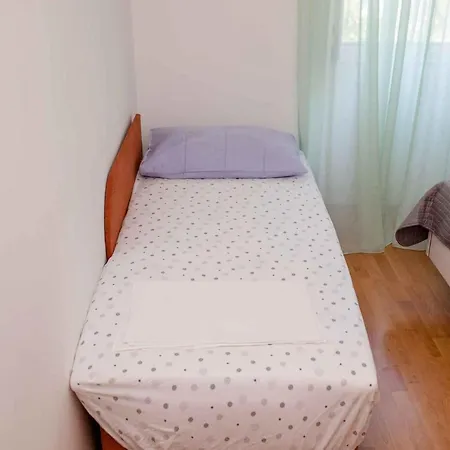 In - Insel Rab 26301 Appartement *