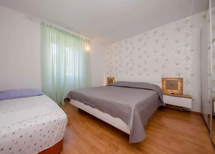 In - Insel Rab 26301 *