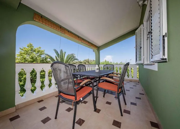 In - Insel Rab 26301 * Kampor